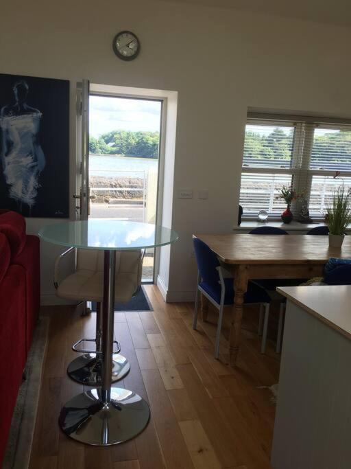 2 Quay Road, Killala. Stunning Sea Front Cottage Exterior foto