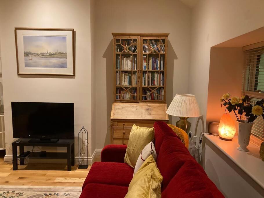 2 Quay Road, Killala. Stunning Sea Front Cottage Exterior foto